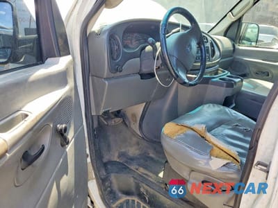 Zdjęcie 8 z 13 samochodu: 2006 FORD ECONOLINE E350 SUPER DUTY VAN VIN:1FTSE34L56DB03397 - miniatura
