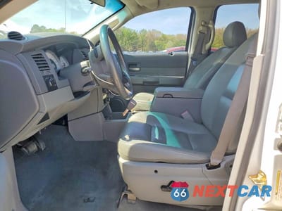 Zdjęcie 7 z 13 samochodu: 2005 DODGE DURANGO SLT VIN:1D4HB48N25F606783 - miniatura