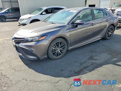2021 TOYOTA CAMRY SE 4T1G31AK0MU561997 - główne zdjęcie licytacji z USA - miniatura