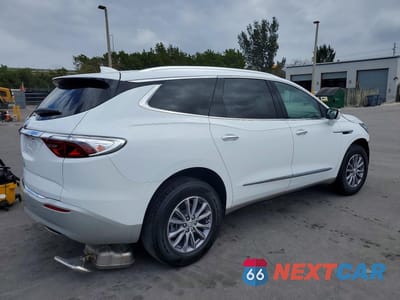 Trzecie zdjęcie samochodu z tyłu: 2023 BUICK ENCLAVE ESSENCE VIN:5GAERBKW3PJ162526 - miniatura