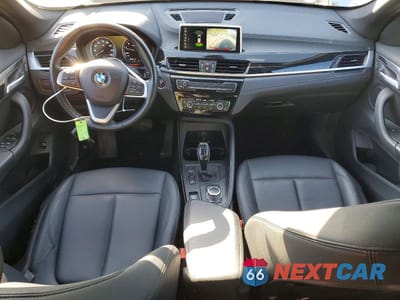 Zdjęcie 8 z 13 samochodu: 2021 BMW X1 XDRIVE28I VIN:WBXJG9C05M5S81031 - miniatura