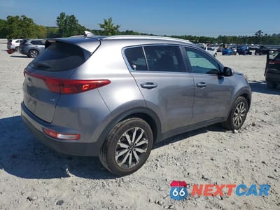 Trzecie zdjęcie samochodu z tyłu: 2017 KIA SPORTAGE EX VIN:KNDPNCAC1H7077022 - miniatura
