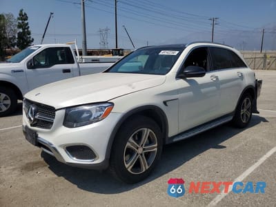 2017 MERCEDES-BENZ GLC 300 4MATIC WDC0G4KB3HF118323 - główne zdjęcie licytacji z USA - miniatura
