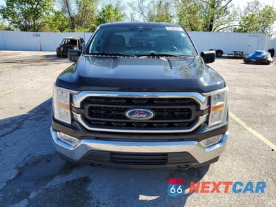 Piąte zdjęcie samochodu w środku: 2022 FORD F150 SUPERCREW VIN:1FTEW1EB0NKE17781 - miniatura
