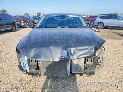 Piąte zdjęcie samochodu w środku: 2021 KIA K5 VIN:5XXG14J20MG079502 - miniatura