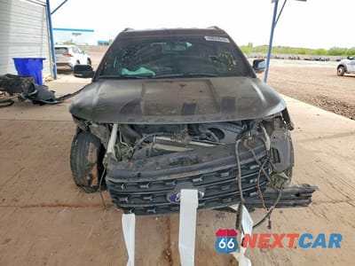Piąte zdjęcie samochodu w środku: 2017 FORD EXPLORER SPORT VIN:1FM5K8GTXHGD90974 - miniatura