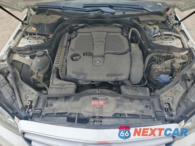 Zdjęcie 11 z 12 samochodu: 2014 MERCEDES-BENZ E 350 4MATIC VIN:WDDHF8JBXEA981719 - miniatura