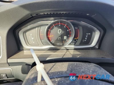 Zdjęcie 9 z 13 samochodu: 2017 VOLVO V60 PLATINUM VIN:YV140MSM4H1359442 - miniatura