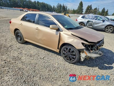 Czwarte zdjęcie samochodu z boku: 2012 TOYOTA COROLLA LE VIN:2T1BU4EE1CC771795 - miniatura