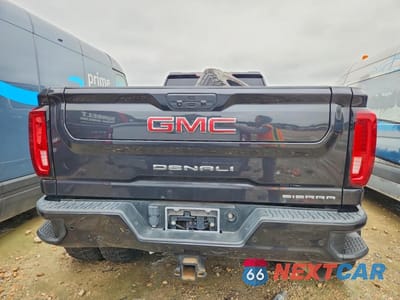 Zdjęcie 6 z 12 samochodu: 2020 GMC SIERRA K3500 DENALI VIN:1GT49WEY3LF221537 - miniatura
