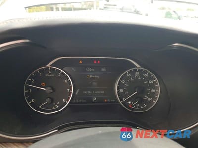 Zdjęcie 9 z 12 samochodu: 2017 NISSAN MAXIMA PLATINUM VIN:1N4AA6AP3HC369824 - miniatura