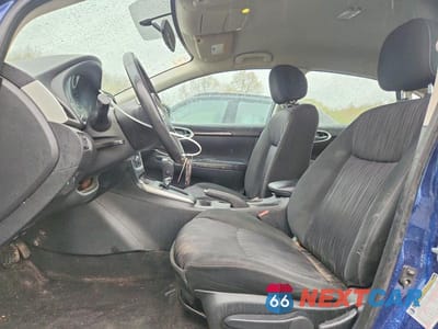 Zdjęcie 7 z 12 samochodu: 2019 NISSAN SENTRA SV VIN:3N1AB7AP6KY322141 - miniatura