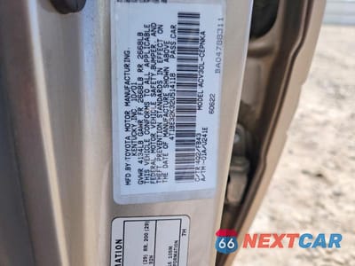 Zdjęcie 12 z 12 samochodu: 2002 TOYOTA CAMRY LE VIN:4T1BE32K32U514118 - miniatura