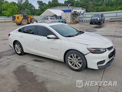 Czwarte zdjęcie samochodu z boku: 2018 CHEVROLET MALIBU LT VIN:1G1ZD5ST7JF141560 - miniatura