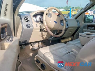 Zdjęcie 8 z 12 samochodu: 2004 FORD F150 VIN:1FTPX12534NB99014 - miniatura