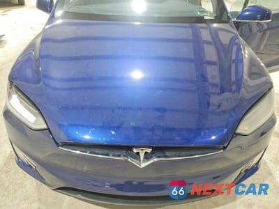 Zdjęcie 11 z 13 samochodu: 2018 TESLA MODEL X VIN:5YJXCBE23JF102438 - miniatura