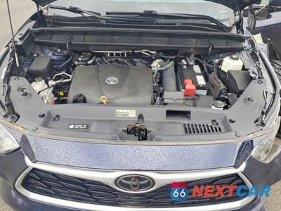 Zdjęcie 12 z 12 samochodu: 2020 TOYOTA HIGHLANDER LE VIN:5TDBZRBH7LS031656 - miniatura