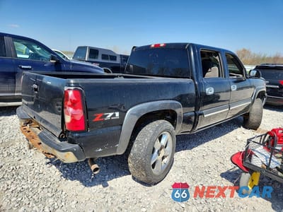 Trzecie zdjęcie samochodu z tyłu: 2006 CHEVROLET SILVERADO K1500 VIN:2GCEK13ZX61356887 - miniatura