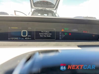 Zdjęcie 9 z 12 samochodu: 2018 TOYOTA PRIUS VIN:JTDKARFU0J3553154 - miniatura