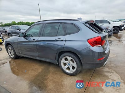 Drugie zdjęcie samochodu z przodu: 2015 BMW X1 SDRIVE28I VIN:WBAVM1C59FV318571 - miniatura