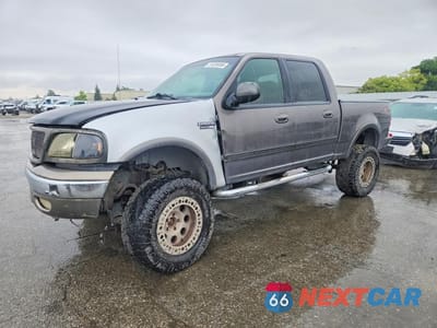 2002 FORD F150 SUPERCREW 1FTRW08L62KC86464 - główne zdjęcie licytacji z USA - miniatura