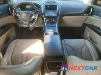 Zdjęcie 8 z 13 samochodu: 2019 LINCOLN NAUTILUS SELECT VIN:2LMPJ6K92KBL18911 - miniatura