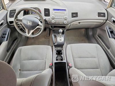 Zdjęcie 8 z 12 samochodu: 2010 HONDA CIVIC VP VIN:2HGFA1F35AH509532 - miniatura