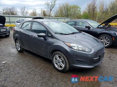 Czwarte zdjęcie samochodu z boku: 2017 FORD FIESTA SE VIN:3FADP4BJ1HM138087 - miniatura
