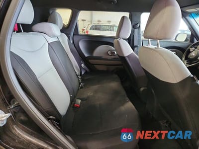 Zdjęcie 10 z 11 samochodu: 2015 KIA SOUL BASE VIN:KNDJN2A28F7205664 - miniatura