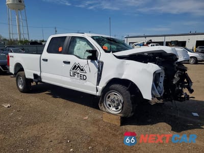 Czwarte zdjęcie samochodu z boku: 2024 FORD F250 SUPER DUTY VIN:1FT7W2BA0REE81611 - miniatura