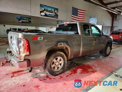 Trzecie zdjęcie samochodu z tyłu: 2013 GMC SIERRA K1500 SLE VIN:1GTR2VE74DZ247883 - miniatura