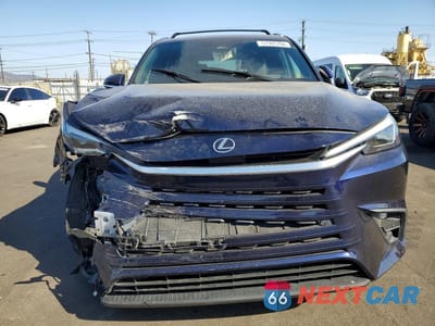 Piąte zdjęcie samochodu w środku: 2024 LEXUS TX 550H+ LUXURY VIN:5TDACAC64RS000434 - miniatura