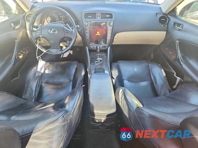 Zdjęcie 8 z 13 samochodu: 2007 LEXUS IS 350 BASE VIN:JTHBE262472008985 - miniatura