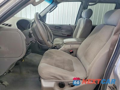 Zdjęcie 7 z 12 samochodu: 2003 FORD F150 SUPERCREW VIN:1FTRW08L13KB16031 - miniatura