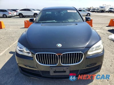 Piąte zdjęcie samochodu w środku: 2015 BMW 750 LI VIN:WBAYE8C56FD780840 - miniatura