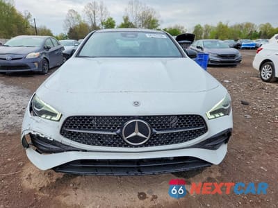 Piąte zdjęcie samochodu w środku: 2024 MERCEDES-BENZ CLA 250 4MATIC VIN:W1K5J4HB3RN450442 - miniatura