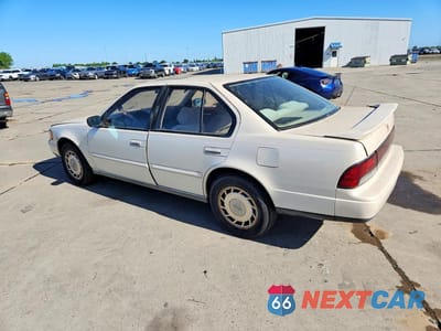 Drugie zdjęcie samochodu z przodu: 1994 NISSAN MAXIMA SE VIN:JN1EJ01F9RT506110 - miniatura