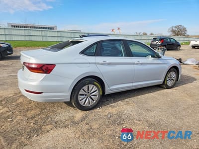 Trzecie zdjęcie samochodu z tyłu: 2019 VOLKSWAGEN JETTA S VIN:3VWC57BU8KM030206 - miniatura