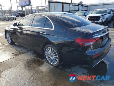 Drugie zdjęcie samochodu z przodu: 2022 MERCEDES-BENZ E 350 VIN:W1KZF8DB3NB085921 - miniatura