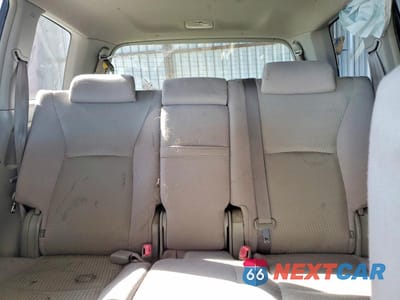 Zdjęcie 10 z 14 samochodu: 2004 TOYOTA HIGHLANDER BASE VIN:JTEDP21A040034408 - miniatura