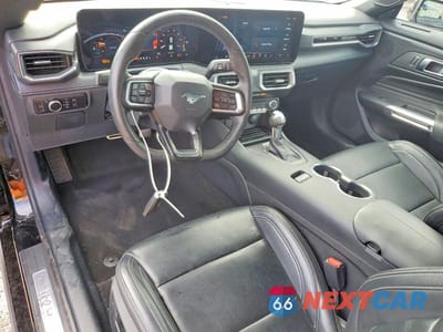 Zdjęcie 8 z 11 samochodu: 2024 FORD MUSTANG VIN:1FAGP8UH8R5106243 - miniatura