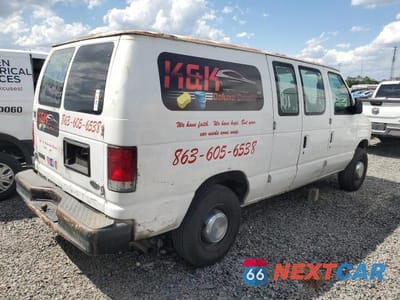 Trzecie zdjęcie samochodu z tyłu: 2001 FORD ECONOLINE E250 VAN VIN:1FTNE24291HA70436 - miniatura