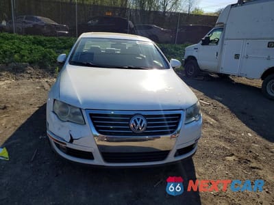 Piąte zdjęcie samochodu w środku: 2008 VOLKSWAGEN PASSAT LUX VIN:WVWEK93C58P028177 - miniatura