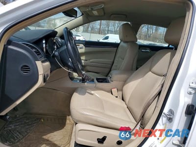 Zdjęcie 7 z 11 samochodu: 2013 CHRYSLER 300 VIN:2C3CCAAG9DH527711 - miniatura