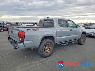 Trzecie zdjęcie samochodu z tyłu: 2018 TOYOTA TACOMA SR V6 VIN:5TFCZ5ANXJX130421 - miniatura