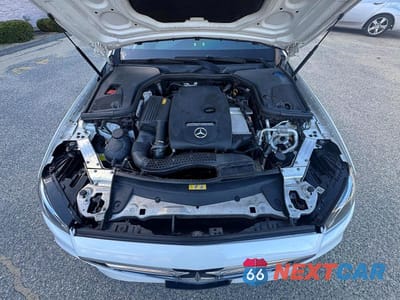 Zdjęcie 7 z 10 samochodu: 2018 MERCEDES-BENZ E 300 4MATIC VIN:WDDZF4KB4JA374625 - miniatura