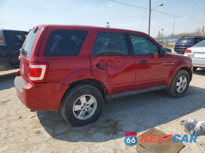Trzecie zdjęcie samochodu z tyłu: 2009 FORD ESCAPE XLS VIN:1FMCU027X9KD01657 - miniatura