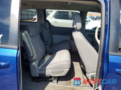 Zdjęcie 11 z 13 samochodu: 2010 DODGE GRAND CARAVAN SE VIN:2D4RN3D16AR446869 - miniatura