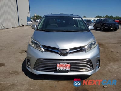 Piąte zdjęcie samochodu w środku: 2019 TOYOTA SIENNA LIMITED PREMIUM 7-PASSENGER VIN:5TDDZ3DC6KS216254 - miniatura