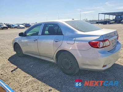 Drugie zdjęcie samochodu z przodu: 2011 TOYOTA COROLLA LE VIN:2T1BU4EE1BC580716 - miniatura